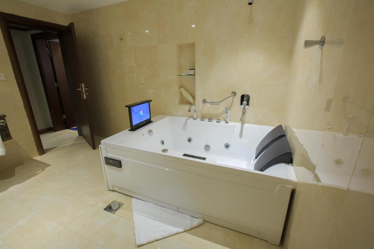 Swiss In Tabuk Hotel Extérieur photo